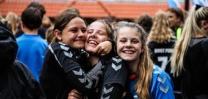 glade piger på lægården idrætsefterskole
