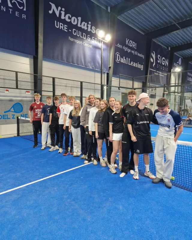 I dag har vi haft skoleårets sidste lange kontaktelevmøde🤩
Der er blevet spist lækker mad, spillet padel, pyntet lagkager, bowlet og meget mere, som en hyggelig afslutning på skoleåret med kontaktgruppen🥰😍 #kontaktgruppehygge #lægården2425 #laegaarden