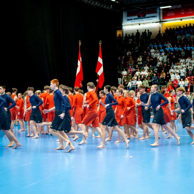 Næste minde:

Så blev det marts og dermed tid til en fast ting i kalenderen, når man er elev på Lægården: Gymnastikopvisninger!

Eleverne tog rundt i hele landsdelen i løbet af marts med deres flotte opvisning, der skabte glæde for både børn og voksne, både når de besøgte de store forårsopvisninger, men også når de kom ud til små lokalopvisninger, hvor et elevhold på 175 fylder godt op☺️❤