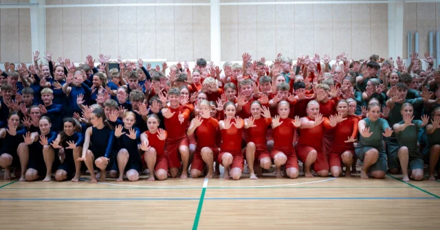 Tak til elevholdet 24/25 for en fantastisk sidste dag på Lægården med gymnastik, udlevering af eksamensbeviser og sang. Der blev både grint og grædt, og det er lige som det skal være, når man skal sige farvel til dem, man har delt hverdag med i 10 måender❤💙
#laegaarden #lægården2425